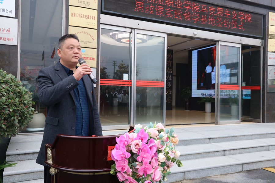 893A2879.JPG 893A2879.JPG